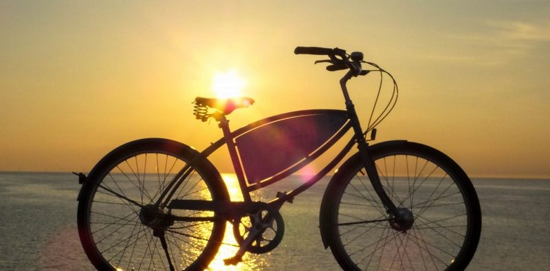 Bike against Margate sunset credit: The Bike Shed, Kent