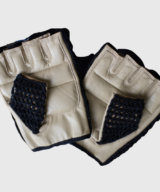 Retro Crochet Cycling Gloves – Beige & Black